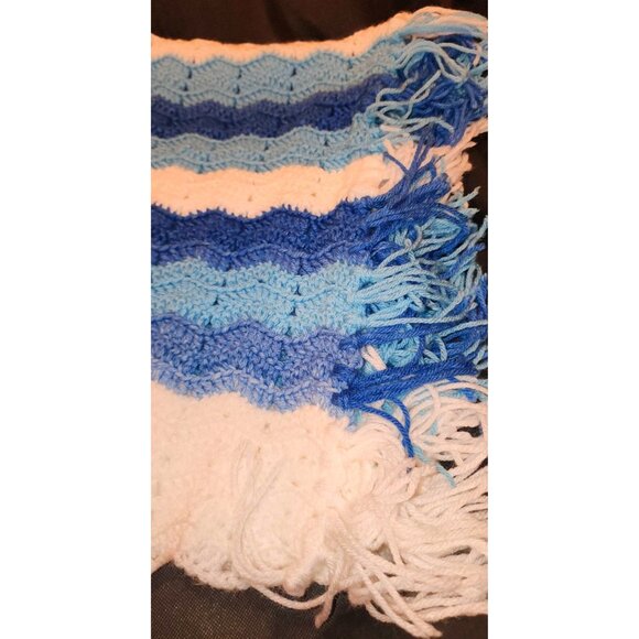 Handmade Crochet Blue White Striped Baby Blanket With Fringe NEW - Picture 3 of 8